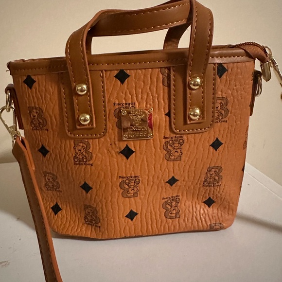 H@H Jingpin Handbags - H&H Jingpin Brown Tote Handbag with Gold Accents